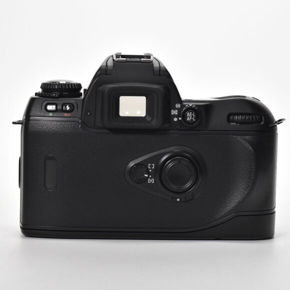 Nikon N80 35mm Film SLR w/Nikon 28-80mm Zoom Lens User Manual MINT - Picture 7 of 16